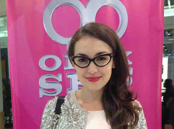 Rianti Cartwright