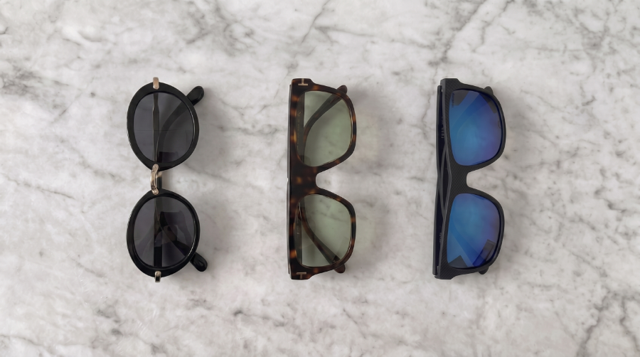 Tiga jenis lensa: UV400, polarized, photochromic — flat lay editorial Optik Seis