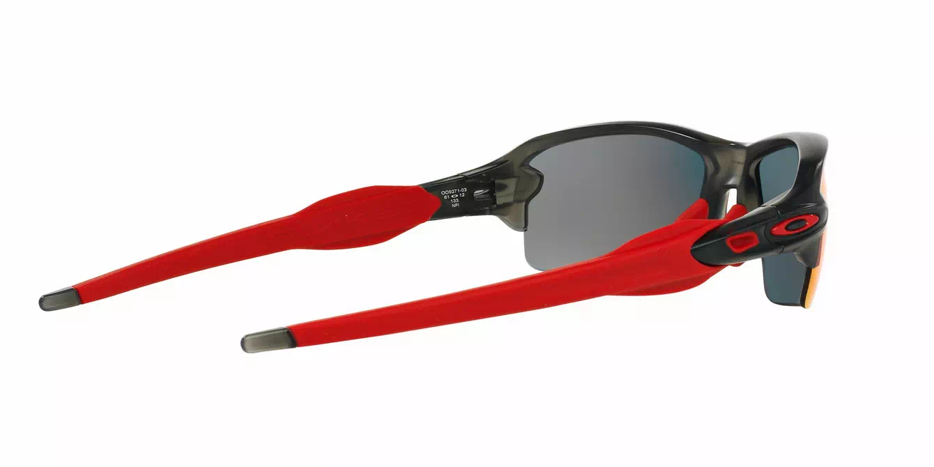 Oakley (A) Flak 2.0 Grey Smoke W/+red Irid (OO9271-03) s61