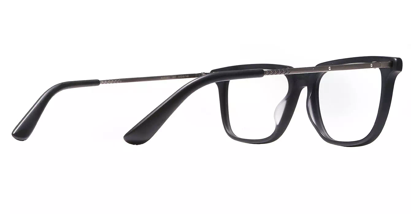 Bottega Veneta BV0049O col 001 s51