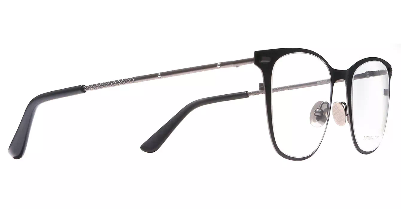 Bottega Veneta BV0050O col 001 s49