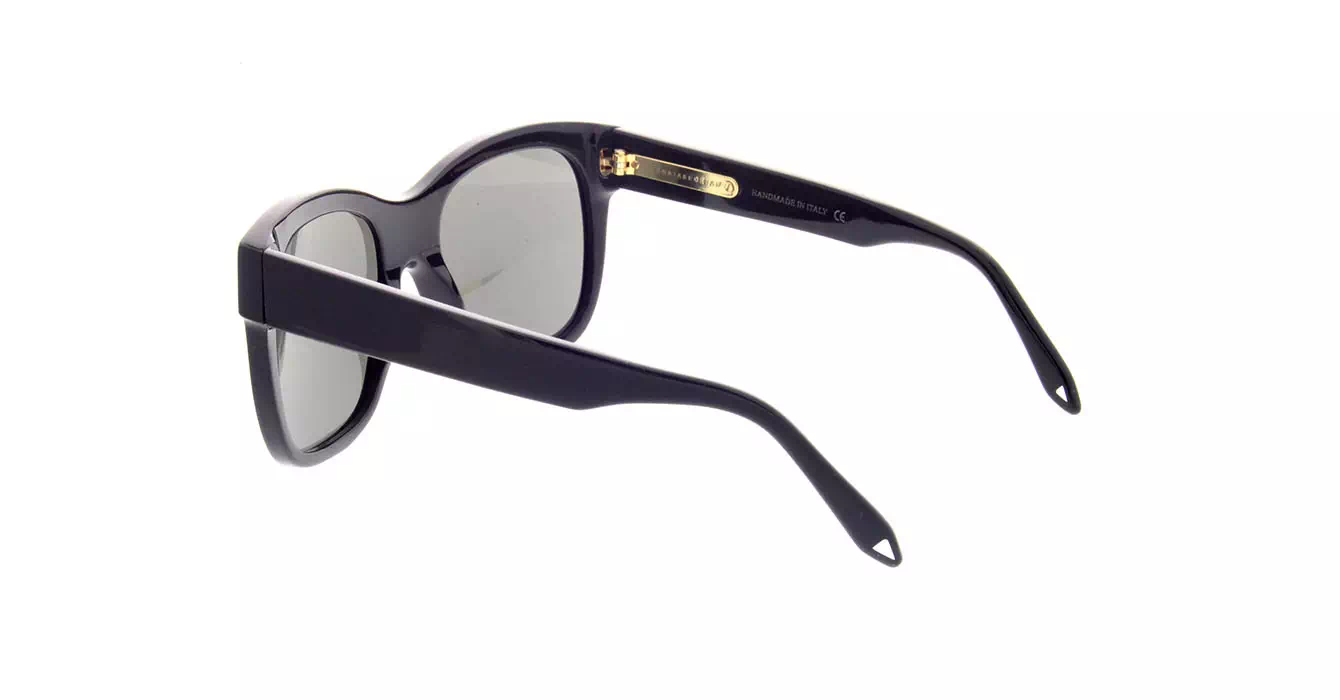 VictoriaBeckham VBS105 col C01