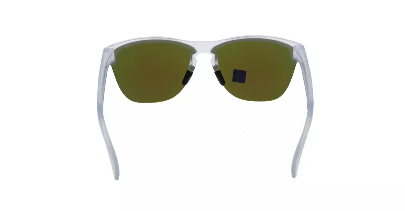 Oakley Frogskins Lite Matte Clear W/violet Irid (OO9374-03) s63
