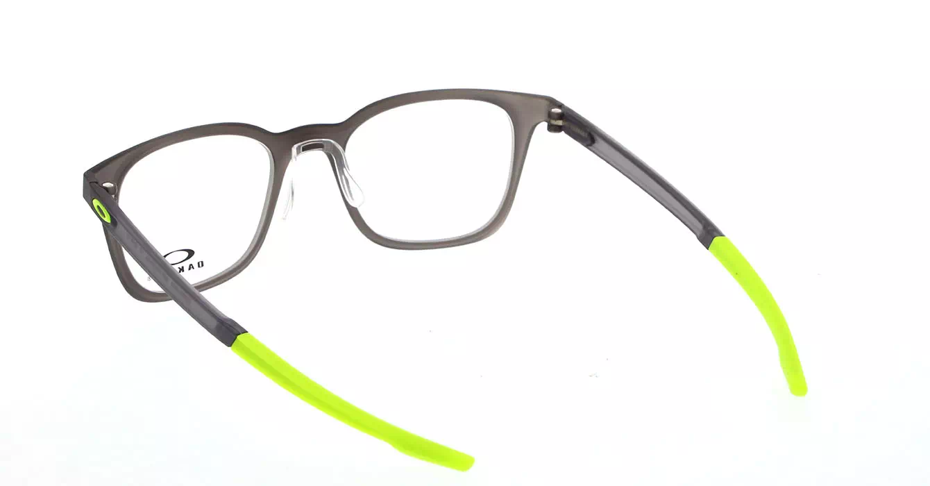 Oakley Milestone Stngrysmke/retinab (OX8093-06) s49