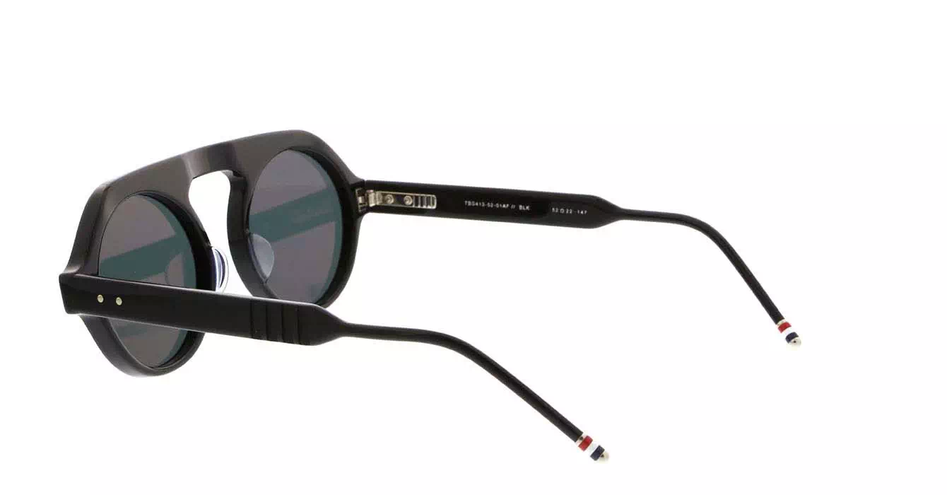 Thom Browne TBS413 col 01AF W/BLK