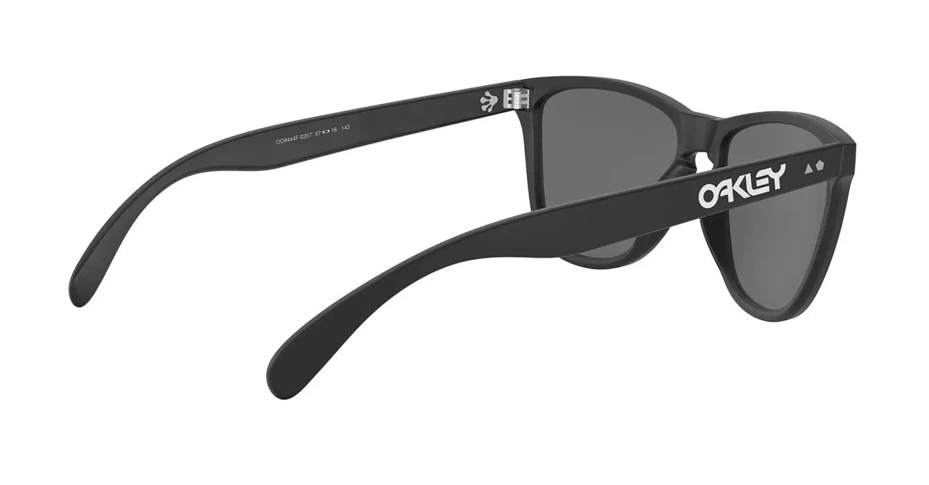Oakley Frogskins 35th (A) Matte Blk W/prizm Blk Irid (OO9444F-02) s57