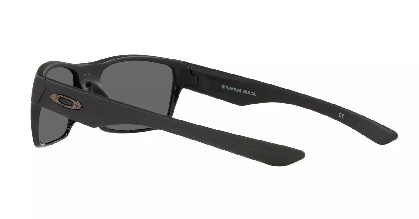 Oakley Twoface (A) Matte Black W/ Prizm Black (OO9256-18) s60