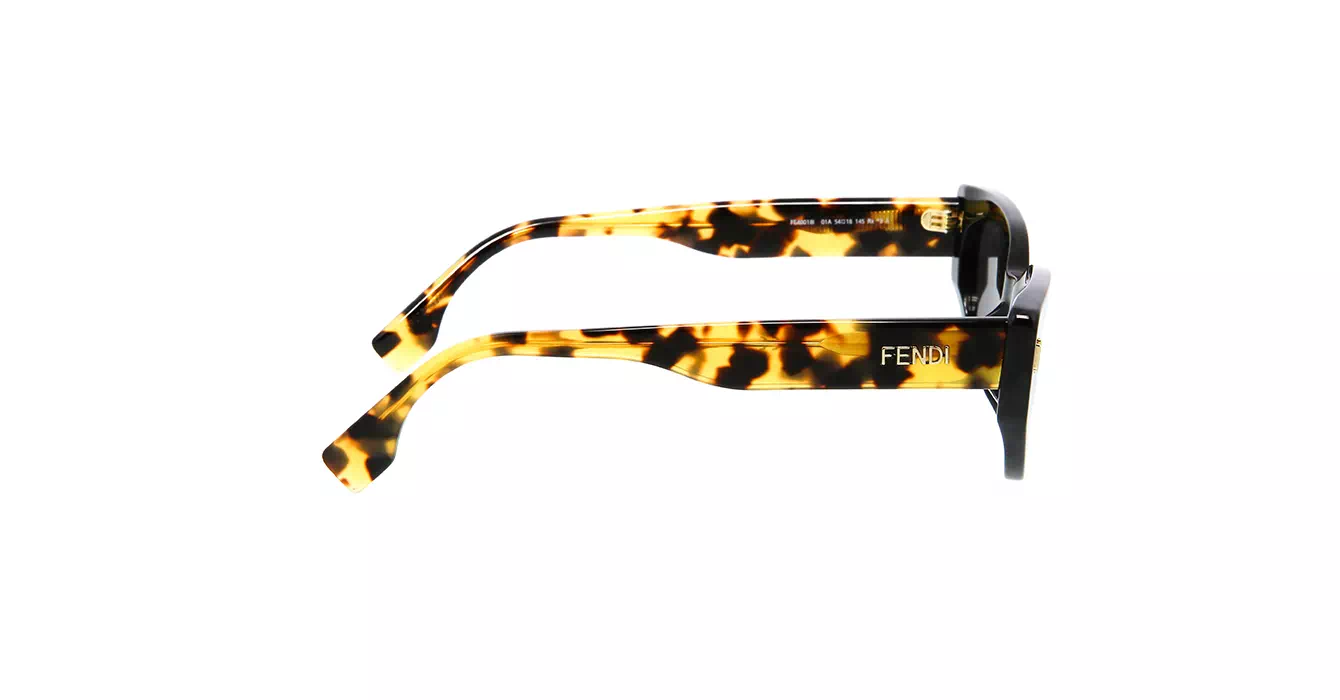 Fendi FE40018I 01A s54
