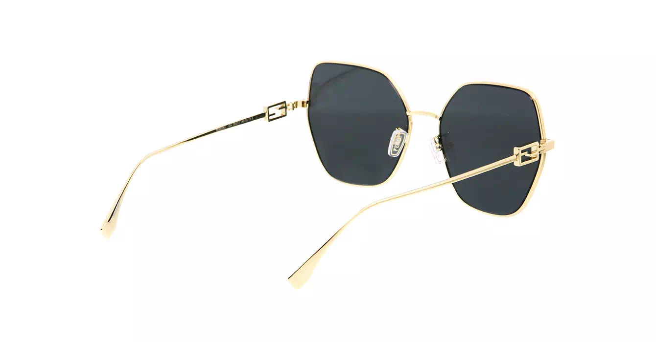 Fendi FE40033U 10A s59