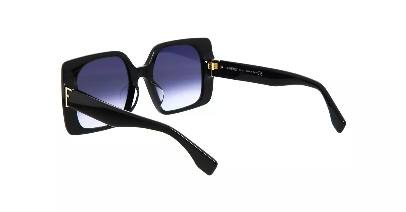 Fendi FE40036U 01W s53