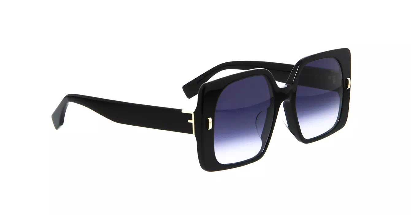 Fendi FE40036U 01W s53