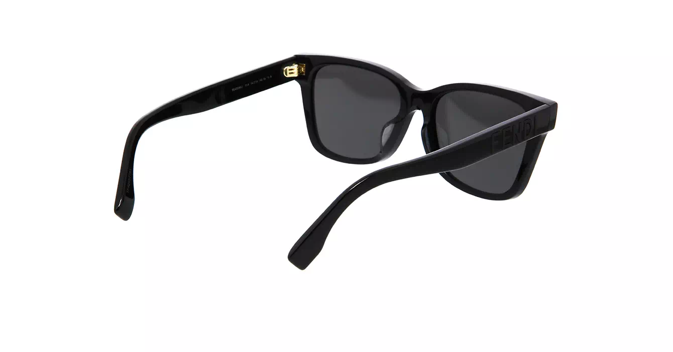 Fendi FE40046U 01A s54