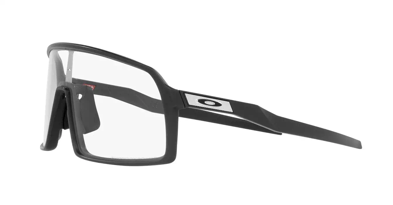 Oakley Sutro (A) Matte Carbon W/ Clear Photochromic (OO9406A-33) s37