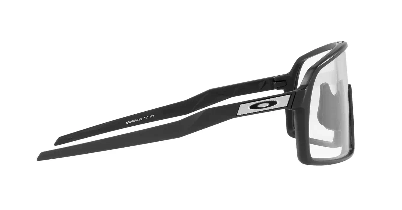 Oakley Sutro (A) Matte Carbon W/ Clear Photochromic (OO9406A-33) s37