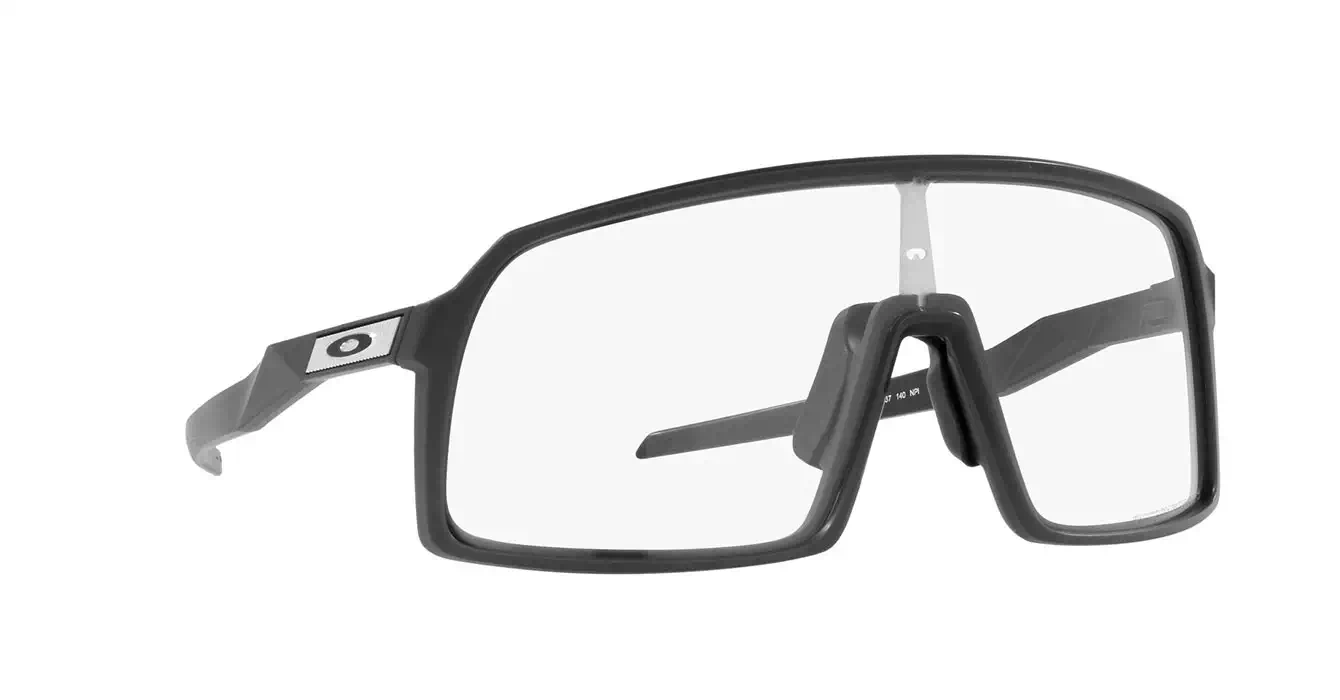 Oakley Sutro (A) Matte Carbon W/ Clear Photochromic (OO9406A-33) s37
