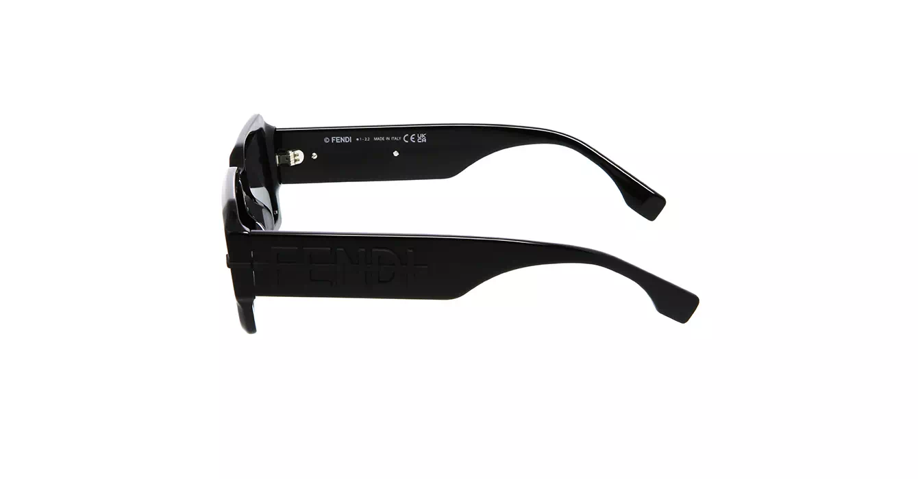 Fendi FE40073U 01A s52