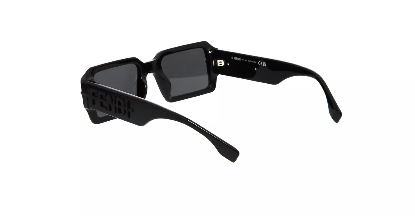 Fendi FE40073U 01A s52