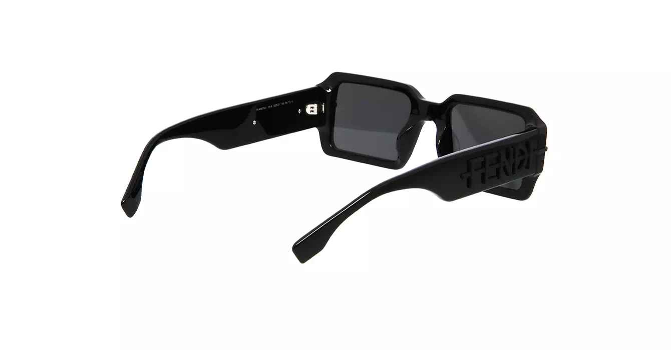Fendi FE40073U 01A s52