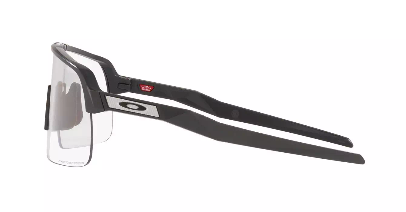 Oakley Sutro Lite (A) Matte Carbon W/ Clear Photochromic (OO9463A-18) s39