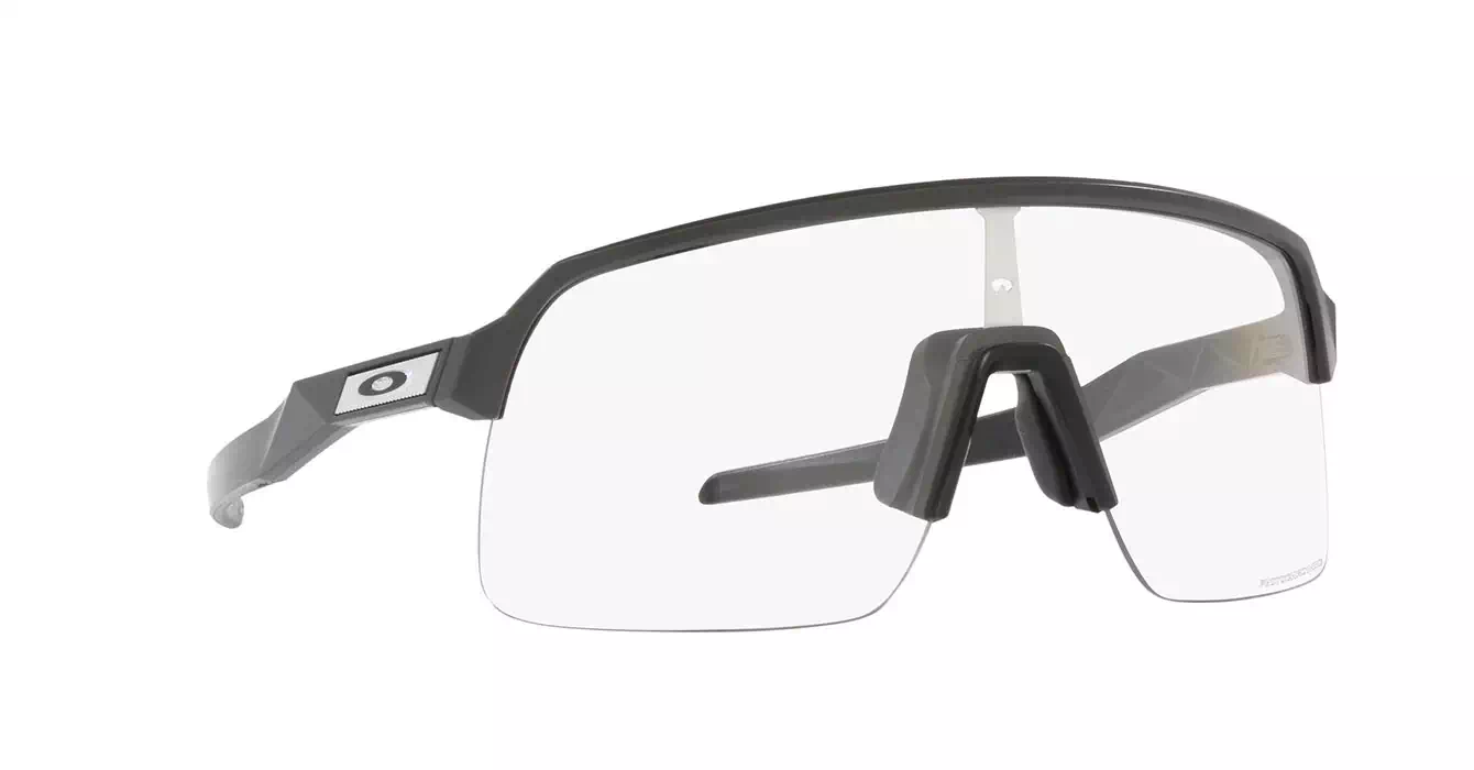 Oakley Sutro Lite (A) Matte Carbon W/ Clear Photochromic (OO9463A-18) s39