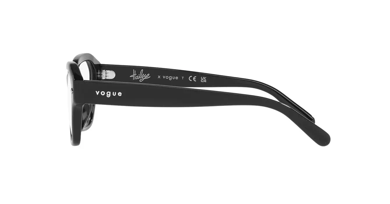 Vogue VO5447F W44 s51