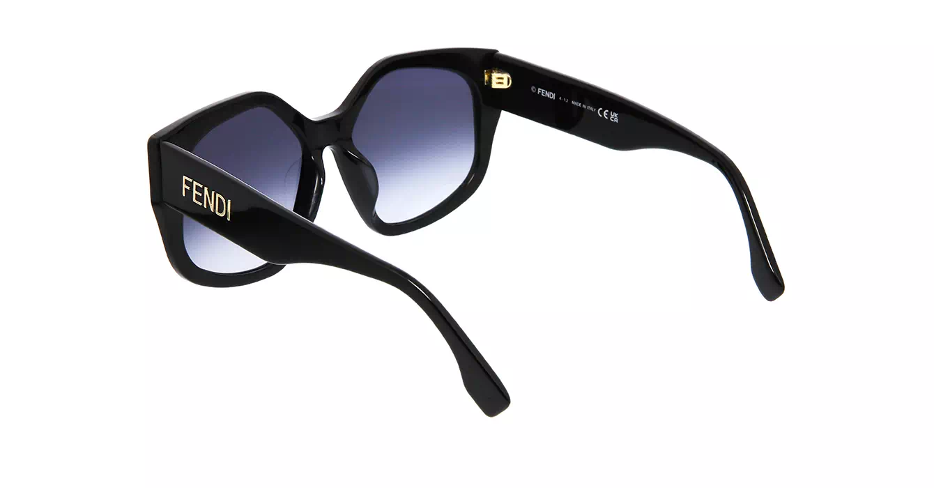 Fendi FE40017F 01W s56