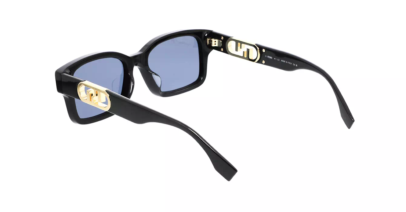 Fendi FE40050F 01V s53