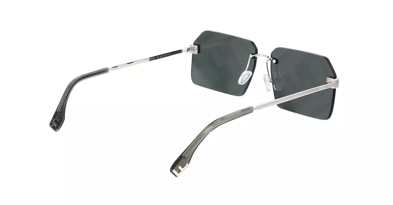 Fendi FE40043U 16C s59