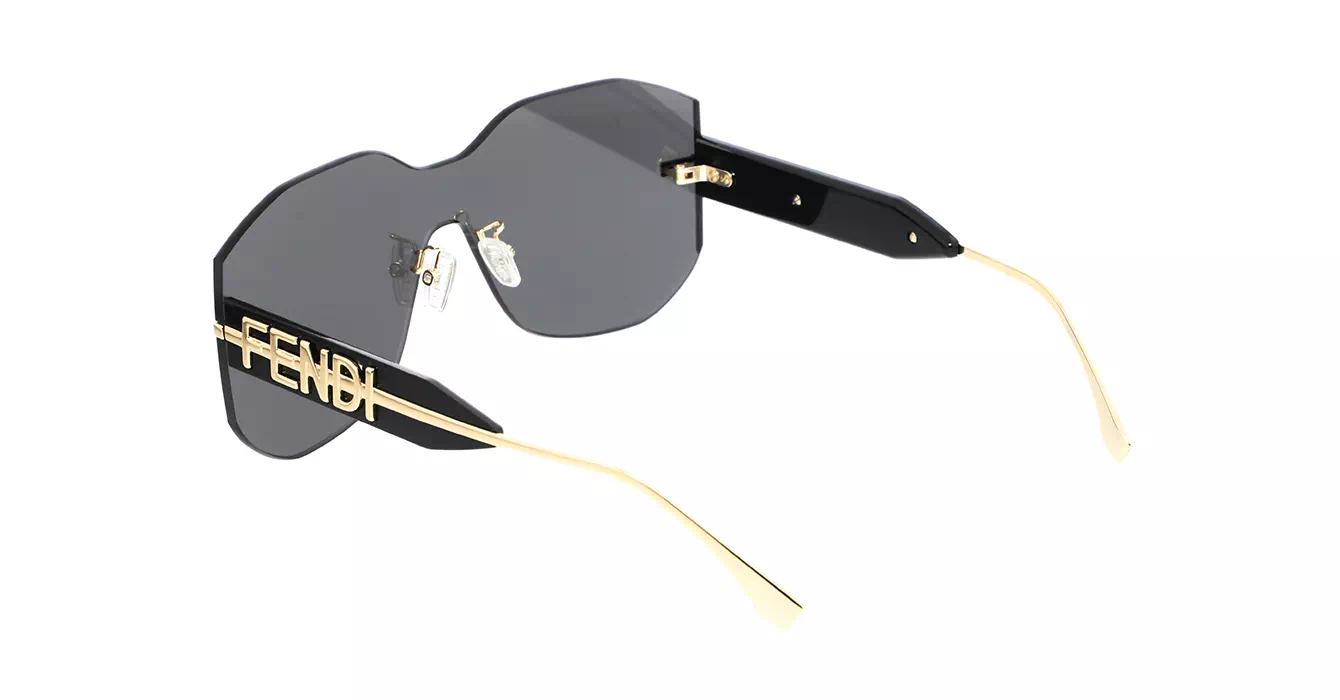 Fendi FE40067U 30A s00