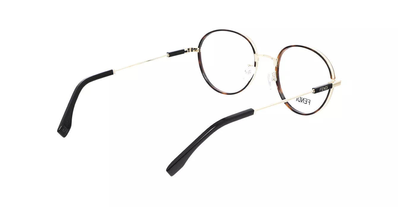 Fendi FE50052U 032 s51