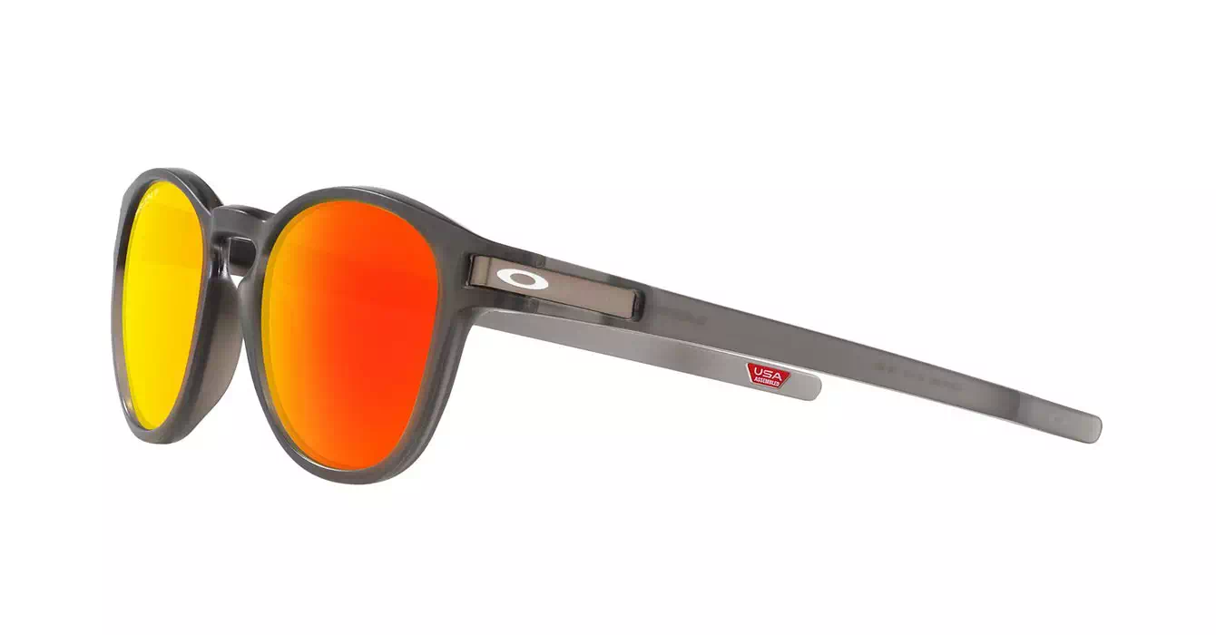 Oakley Latch (A) Matte Grey Smoke W/ Prizm Ruby Polar (OO9349-49) s53
