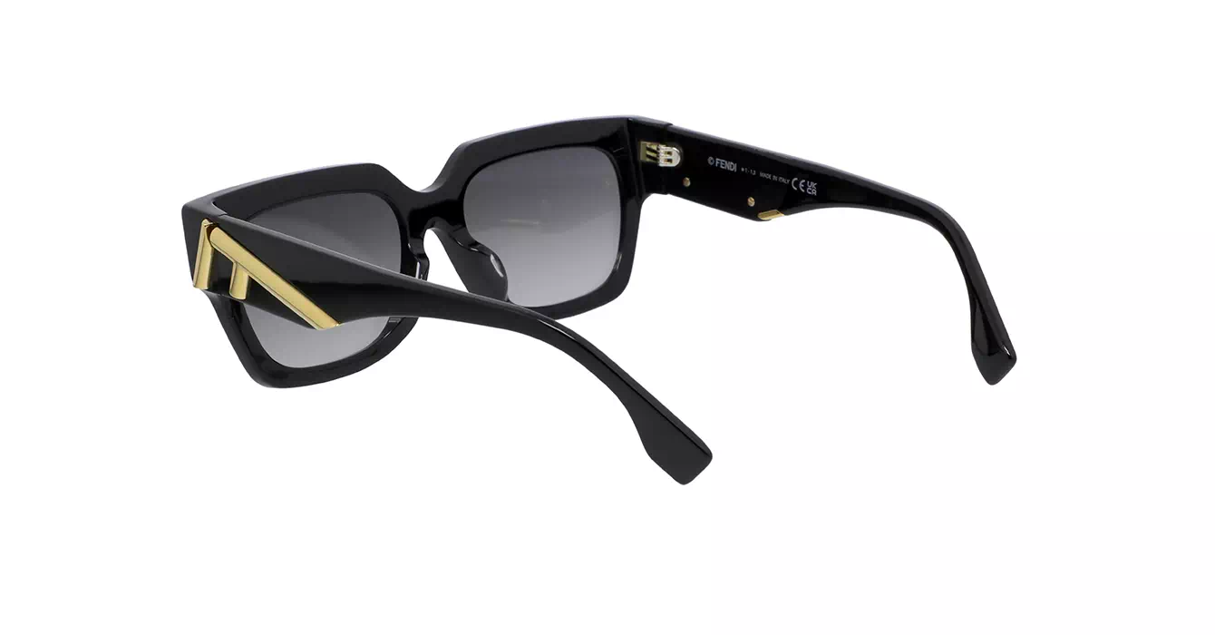 Fendi FE40099F 01B s66