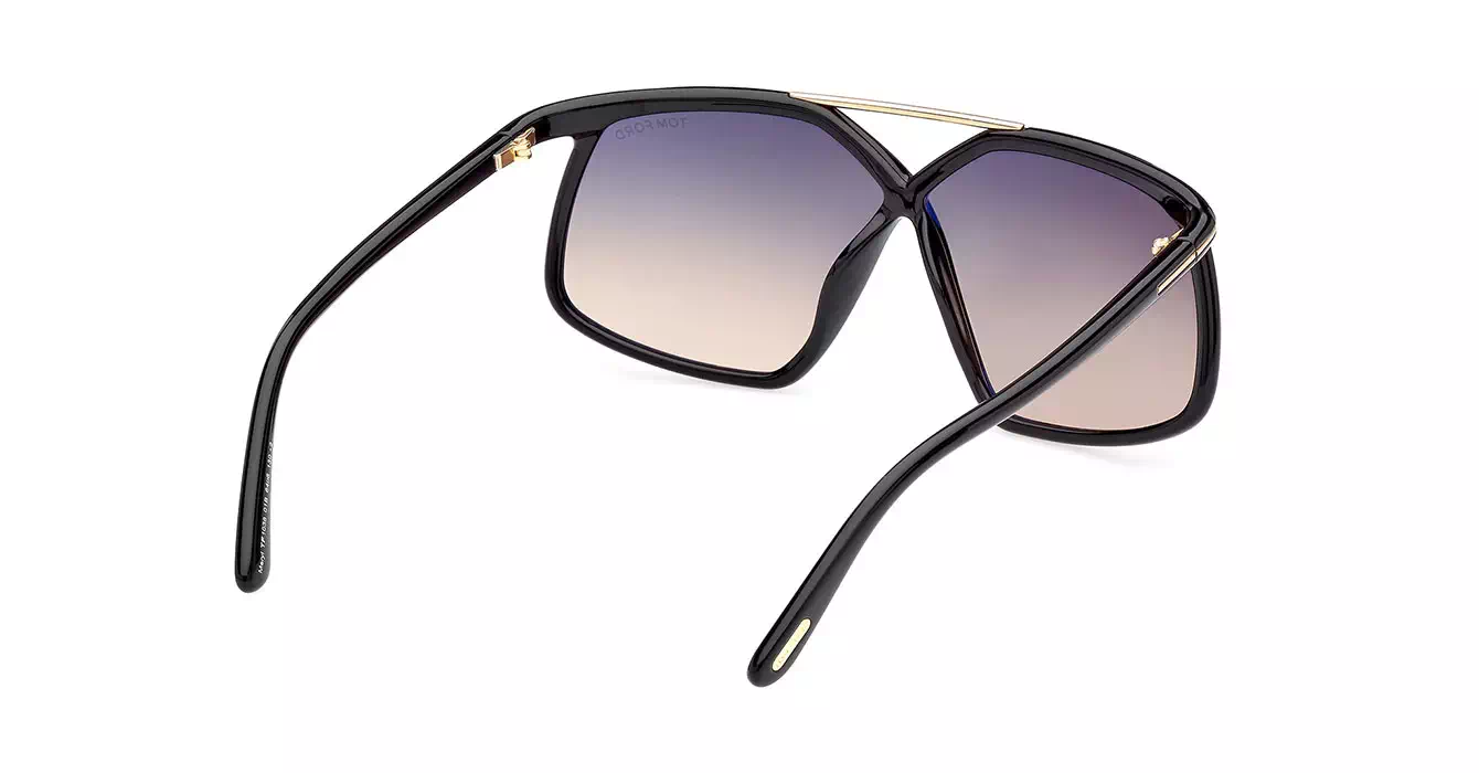 Tom Ford FT1038 01B s64 MERYL