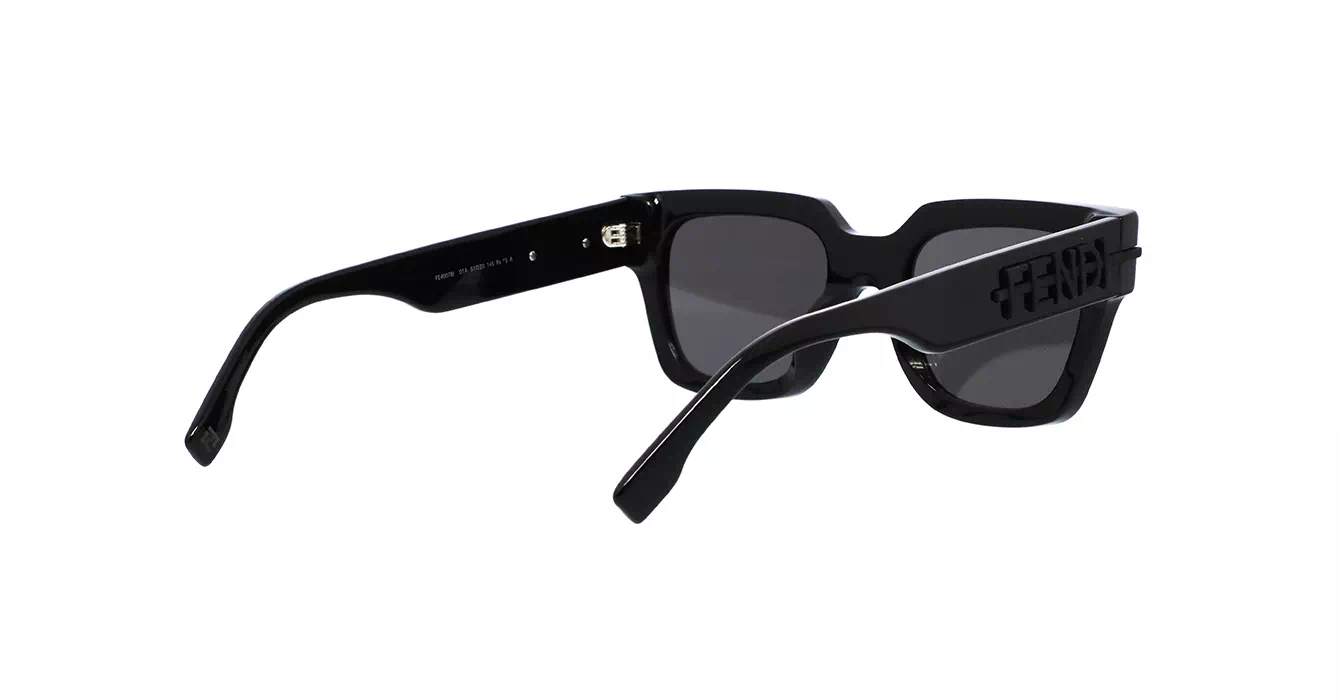 Fendi FE40078I 01A s51