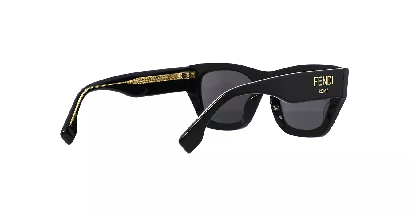 Fendi FE40100I 01A s53