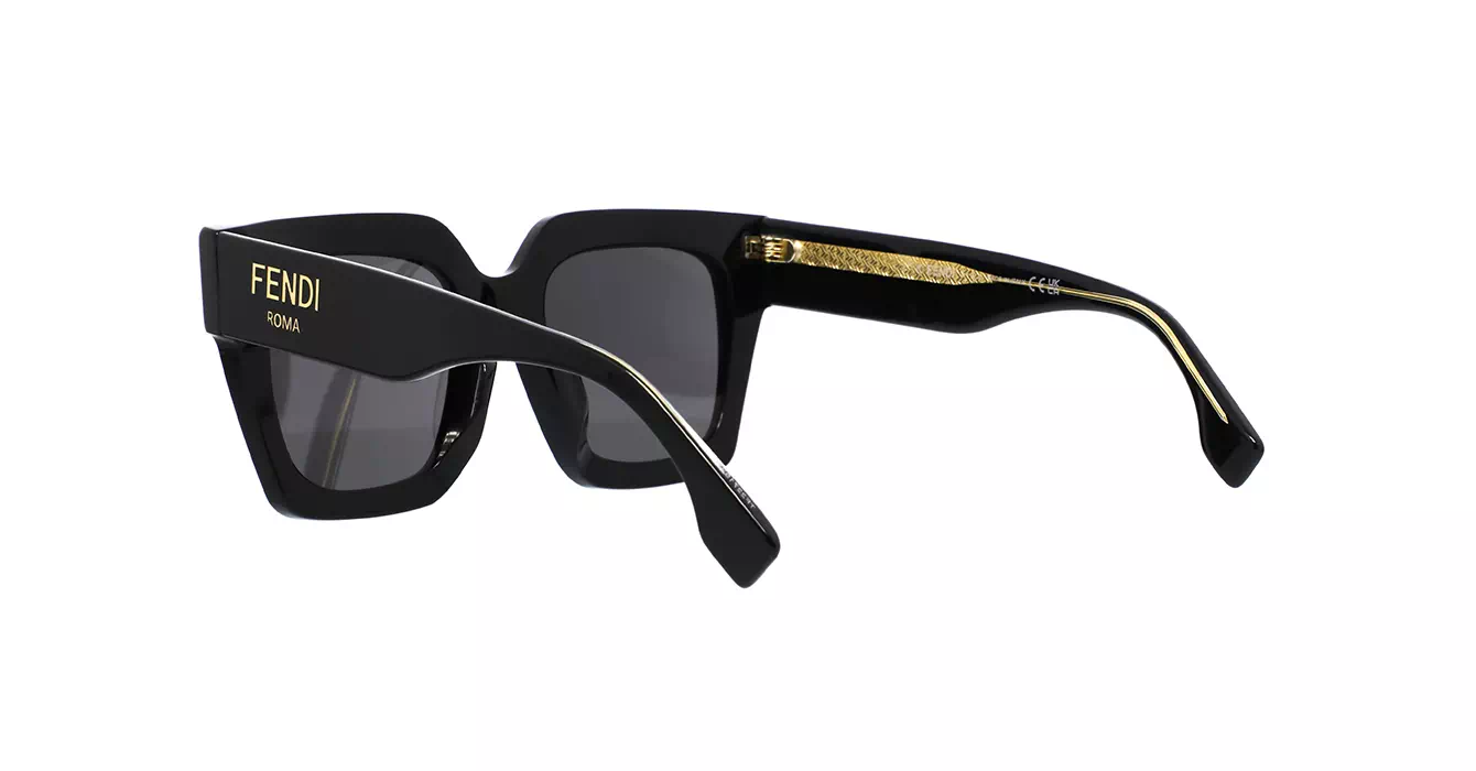 Fendi FE40101F 01A s52