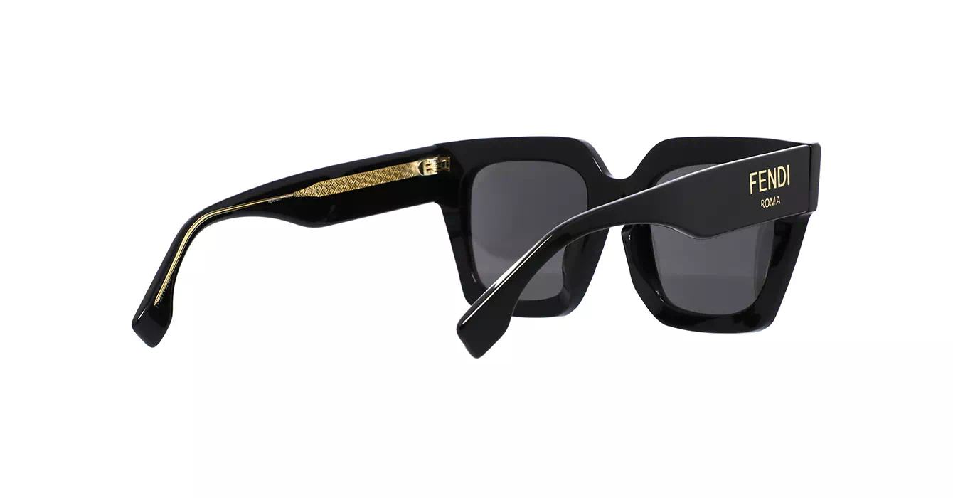 Fendi FE40101F 01A s52