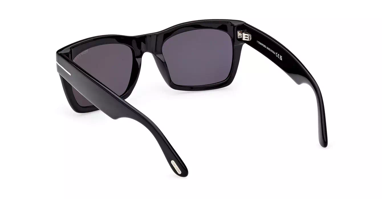 Tom Ford FT1062 01A s56 NICO