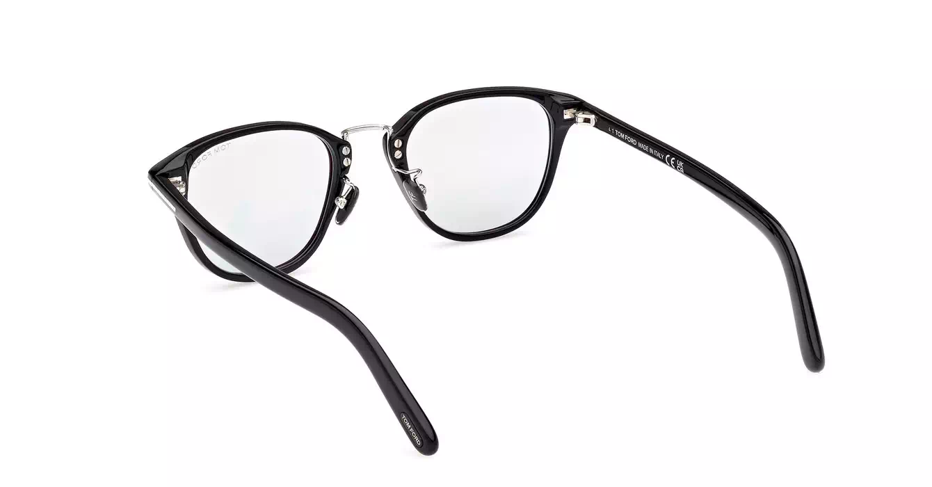Tom Ford FT1049-D 05A s50