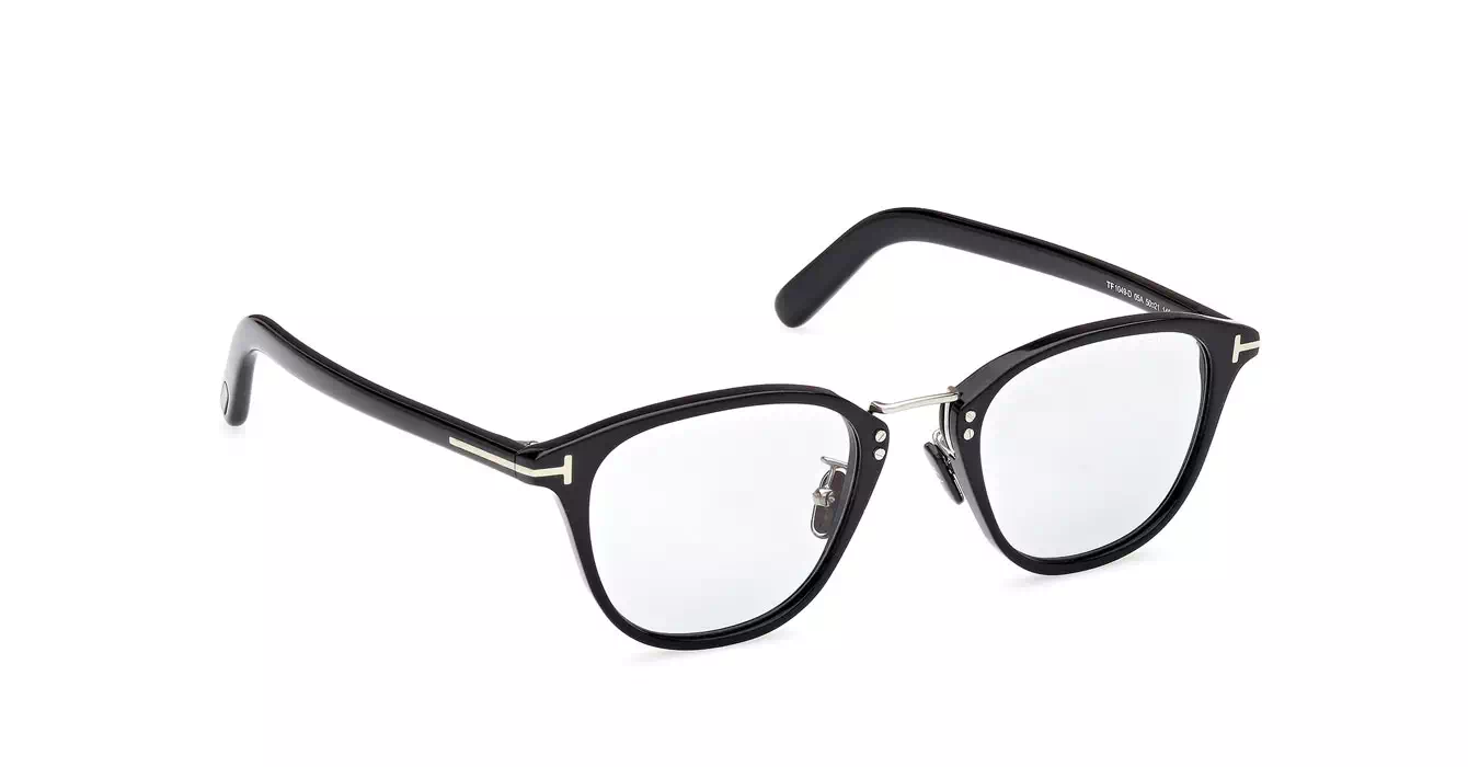 Tom Ford FT1049-D 05A s50