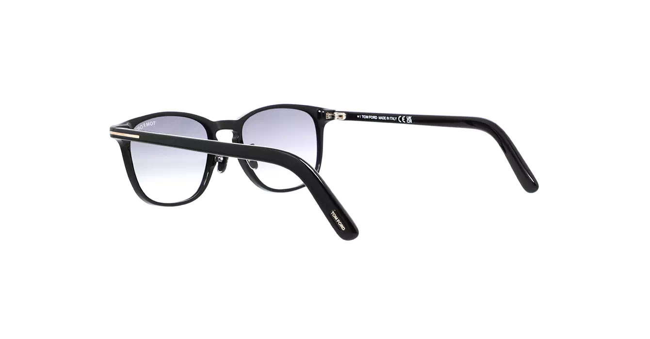Tom Ford FT1048-D 01B s52