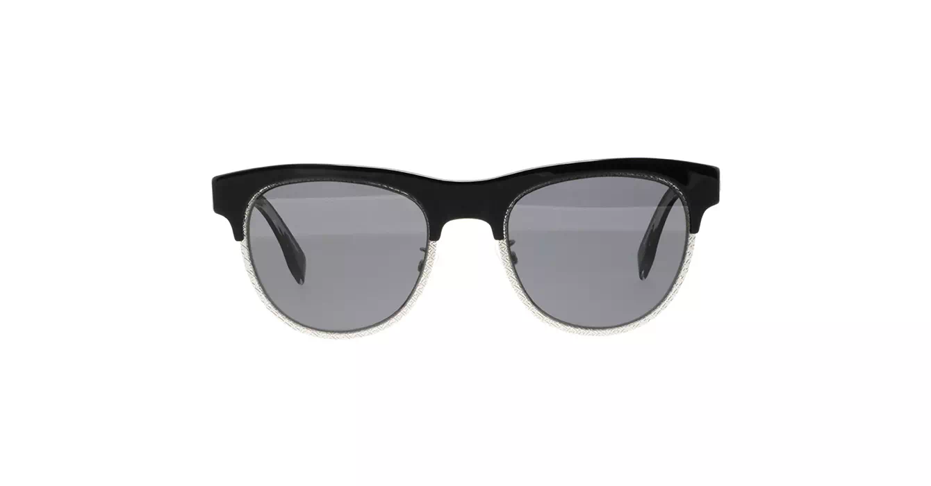 Fendi FE40105U 01A s51
