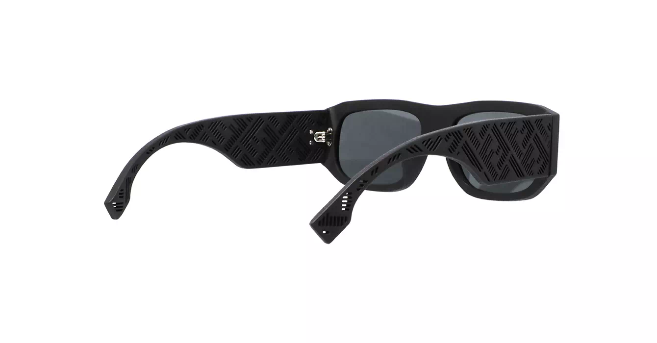 Fendi FE40106F 02A s56