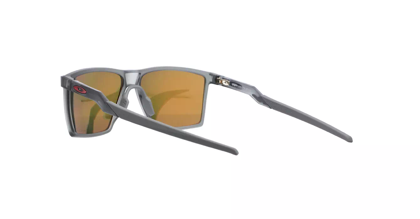 Oakley Futurity Sun Satin Grey Smoke W/ Prizm Ruby Polar (OO9482-04) s57