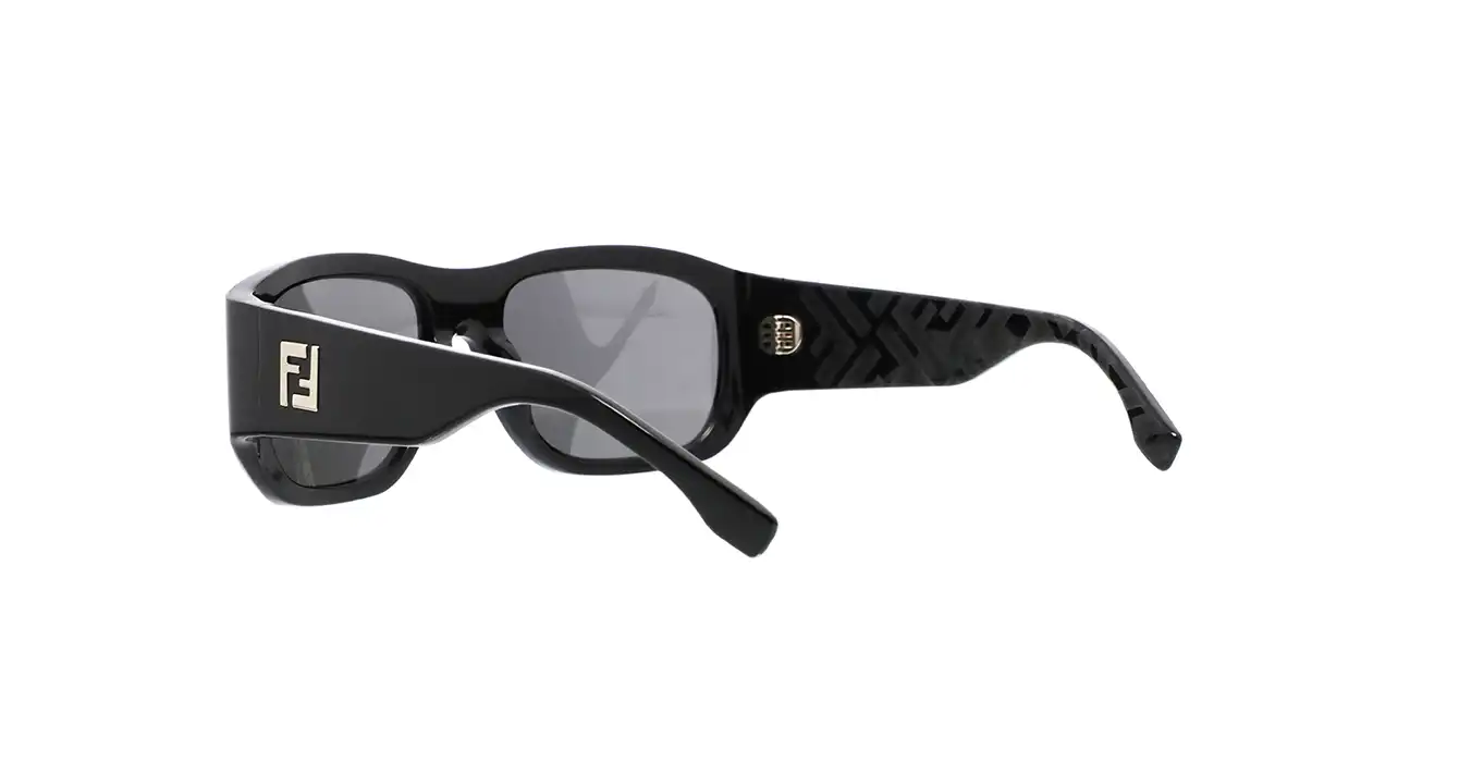 Fendi FE40117I 01A s56