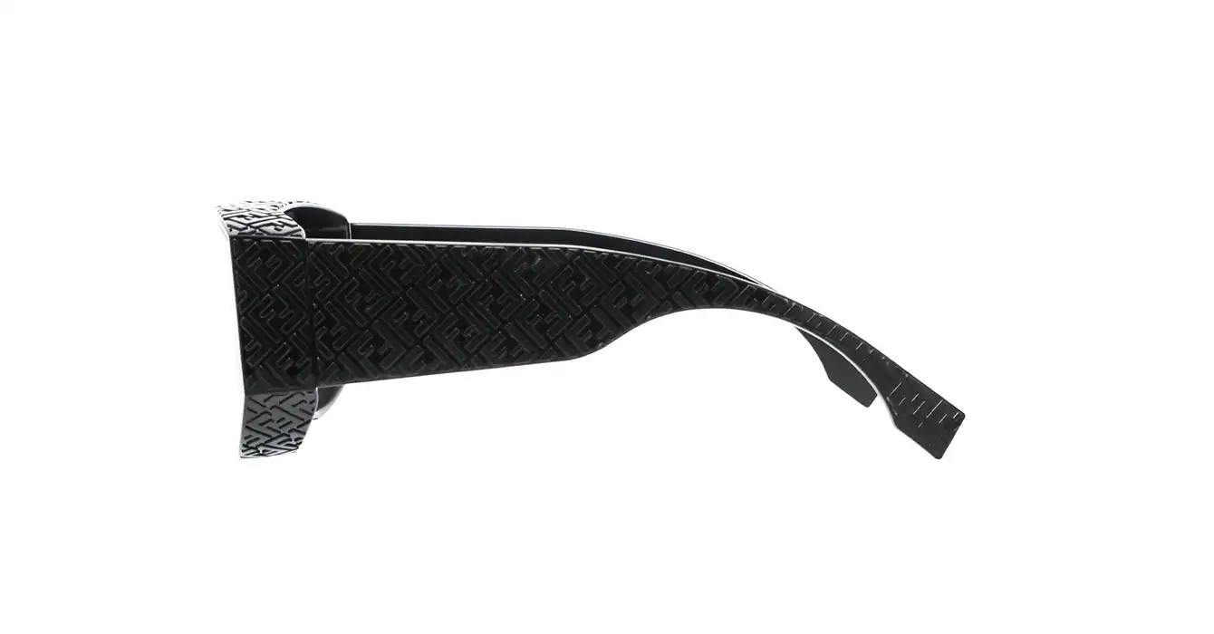 Fendi FE40128I 01A s00