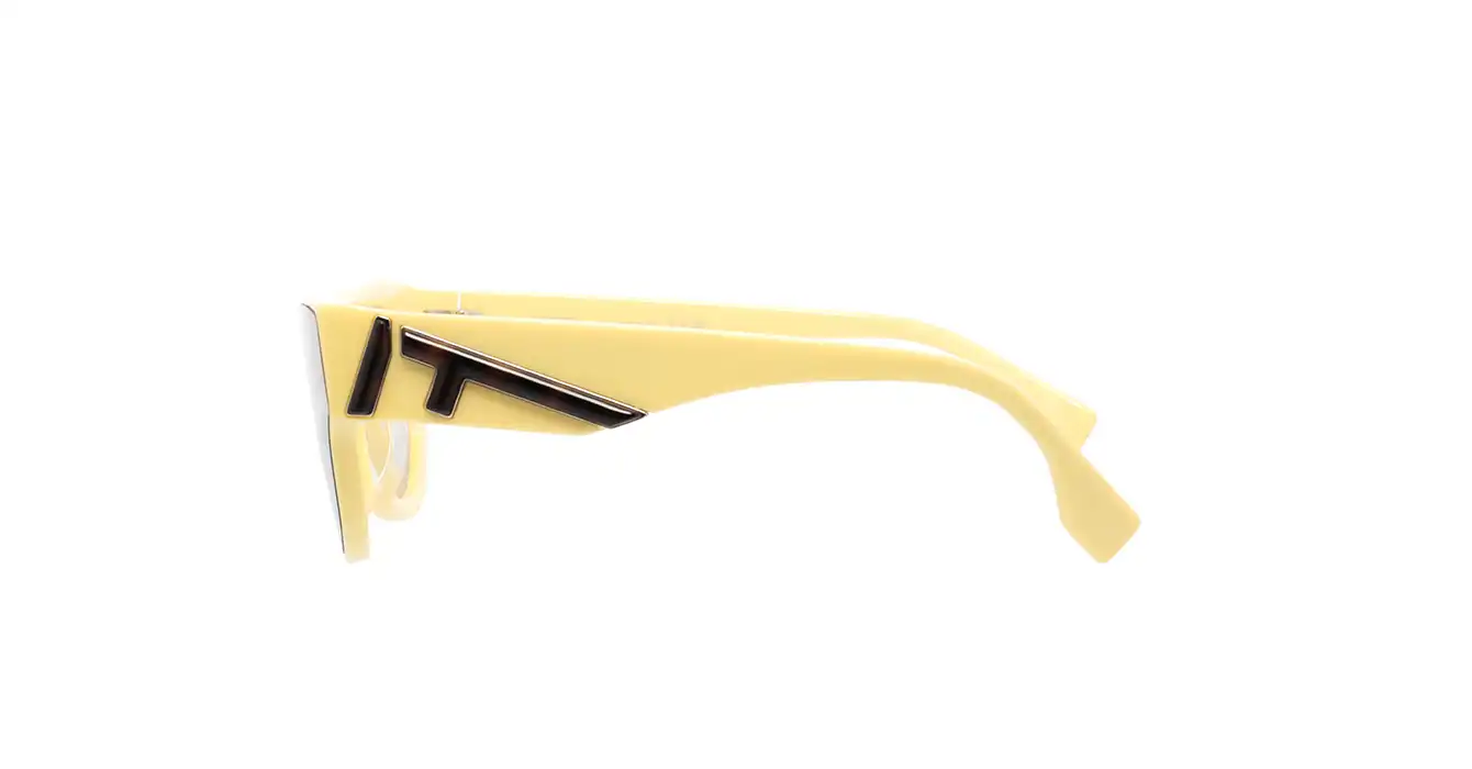 Fendi FE40135F 39E s00