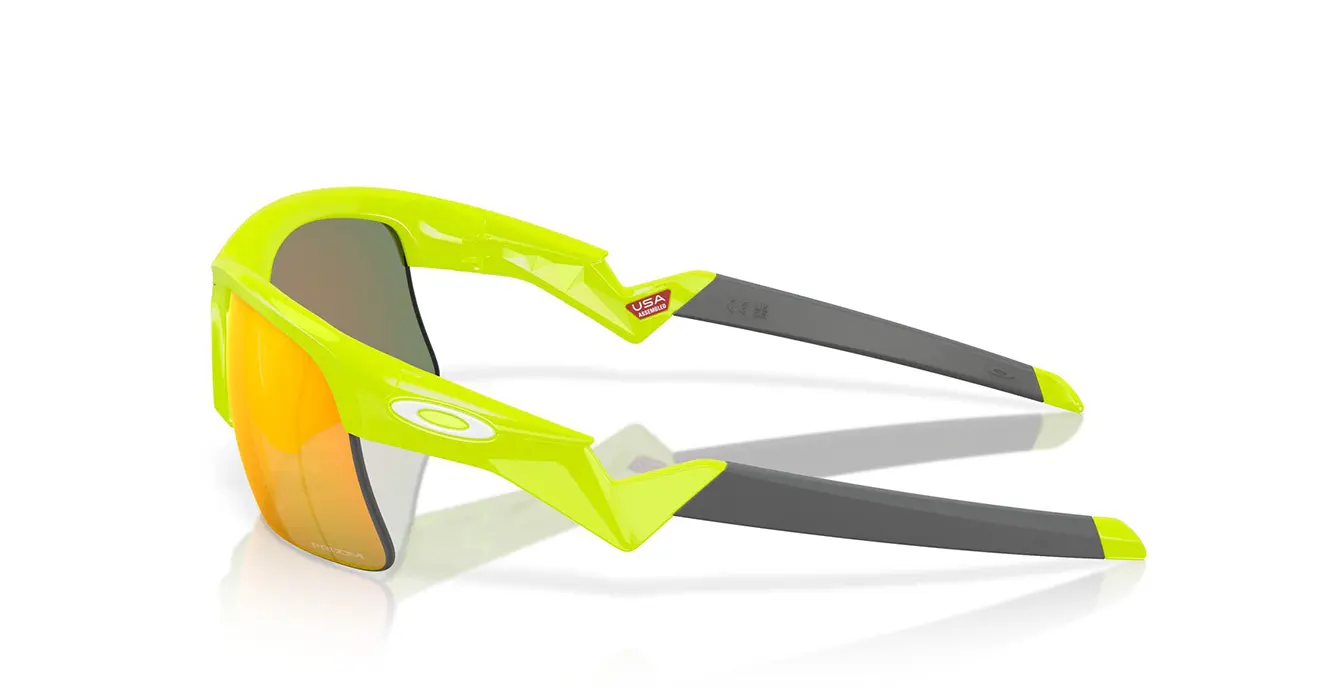 Oakley Capacitor Polished Retina Burn W/ Prizm Ruby (OJ9013-04) s62