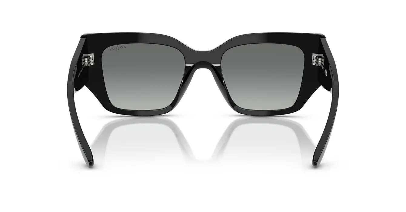 Vogue VO5583-SF W44/11 s51