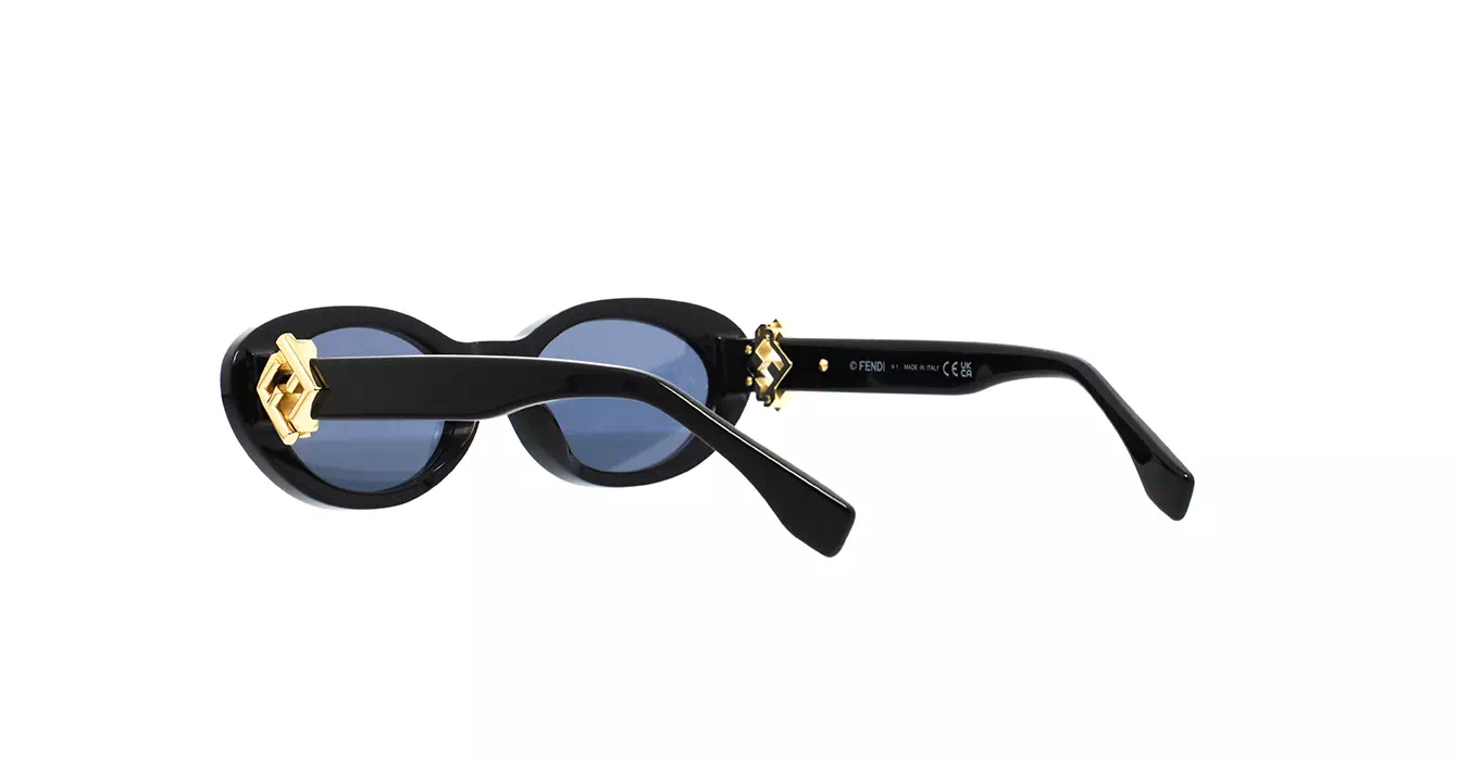 Fendi FE40140U 01A s53